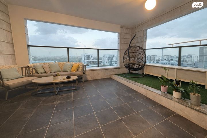 דירה, אור ים, אור עקיבא