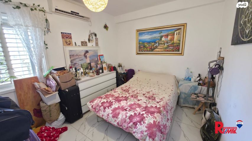 דירה, משה שרת 65, יצחק שדה, אזור