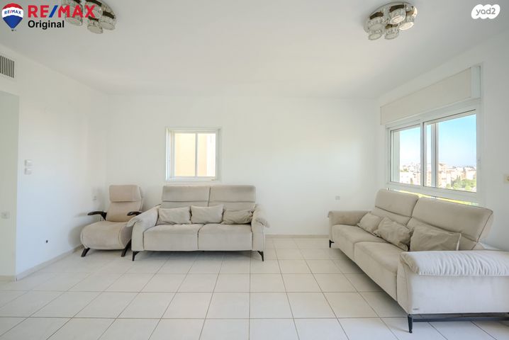 דירה, מרום נווה, רמת יצחק, רמת גן