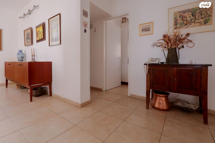 דירה, חבצלת השרון, הפרחים, כפר סבא