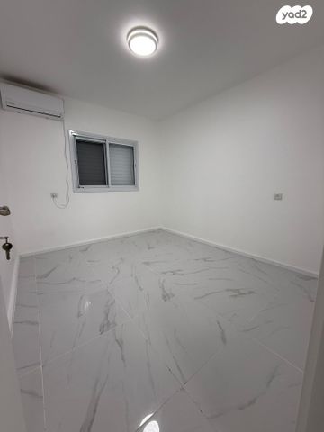 דירה, המצביאים 8, נאות יצחק, לוד