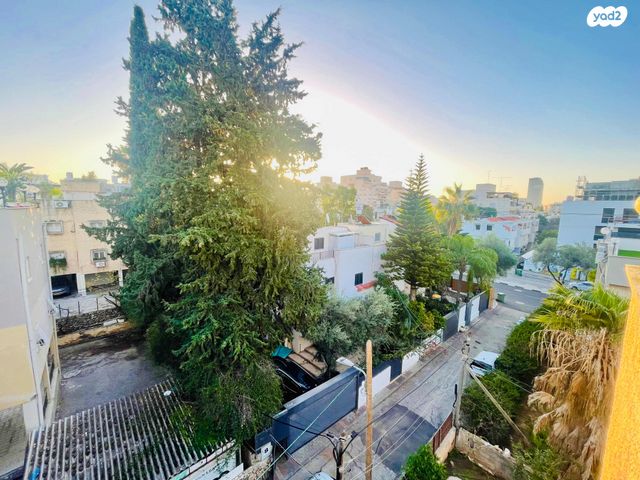 גג/ פנטהאוז, טולקובסקי 3, גני צהלה, רמות צהלה, תל אביב יפו