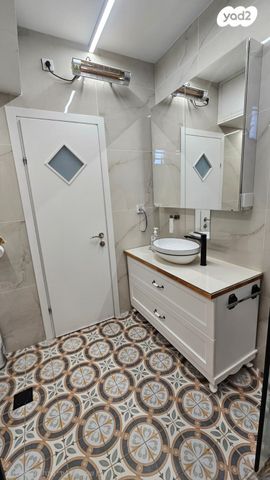 דירה, אלברט איינשטיין 30, לוד