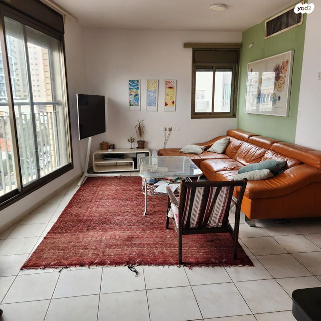 דירה, הרב קוק 21, כרם התימנים, תל אביב יפו