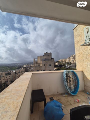 דירה, אליהו קורן, חומת שמואל, הר חומה, ירושלים