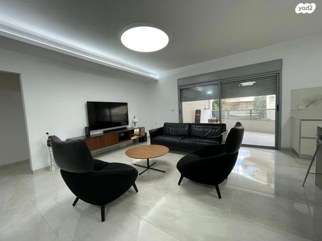 דירה, הראשונים, קרית חיים מזרחית, חיפה