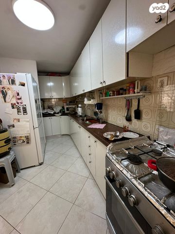 דירה, שדרת הבשן 10, גליקסון, קרית גת