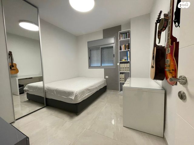 דירה, הראשונים, קרית חיים מזרחית, חיפה