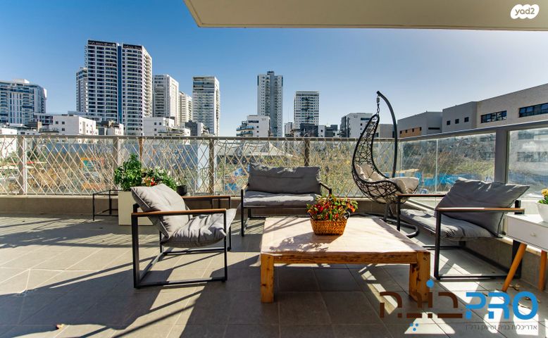 דירה, הרקפות, ראשון לציון