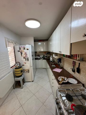 דירה, שדרת הבשן 10, גליקסון, קרית גת