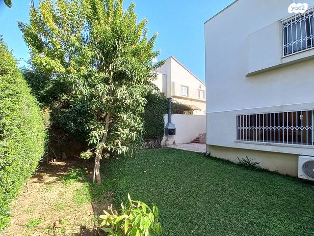 בית פרטי/ קוטג', הדקל, הרצליה