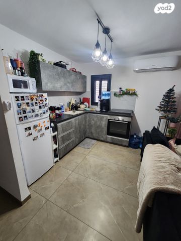 דירה, גבעת הרקפות, גבעת תל חי, קרית אתא