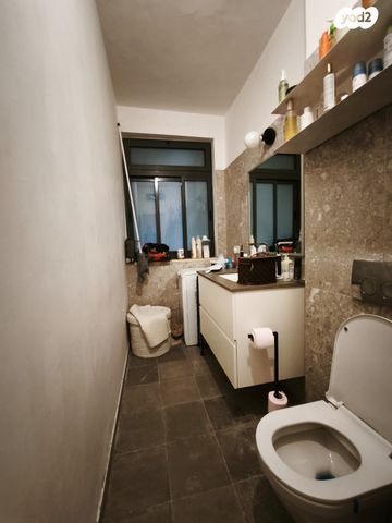 דירה, מניה שוחט, רמז, מערב ותיק, ראשון לציון