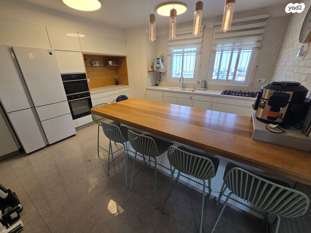 גג/ פנטהאוז, הר גדור, מעלה אדומים