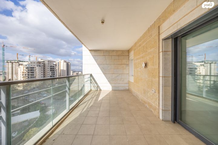 דירה, השופט חיים כהן, ירושלים