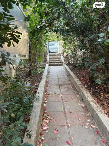 דירה, דוד פינסקי 37, כבירים, חיפה