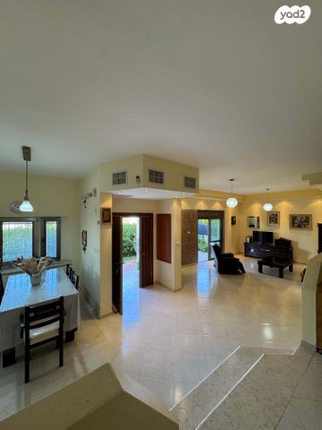 בית פרטי/ קוטג', יצחק מודעי, רמות, באר שבע