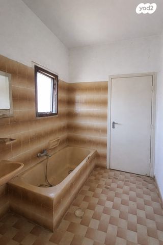 גג/ פנטהאוז, קרית שרת מערב, חולון