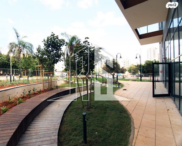 דירה, הרב הרצוג, נתניה