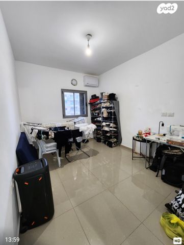 דירה, כפר דרום, נתיבות מערב, נתיבות