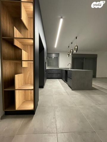 דירה, צומת סביון, קרית אונו