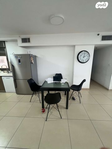 דירה, אלוף עוזי נרקיס 5, מרכז, כפר סבא