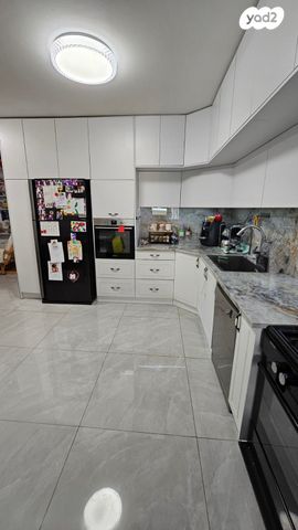 דירה, אלברט איינשטיין 30, לוד