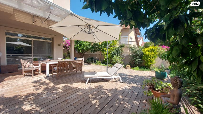 דו משפחתי, אבן יהודה