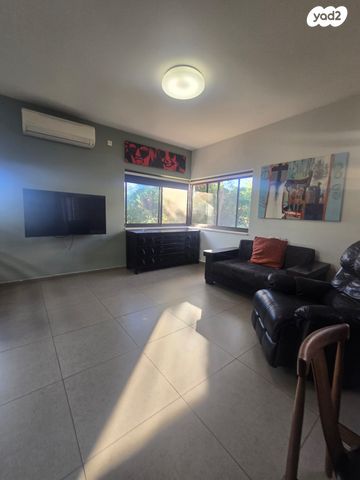 בית פרטי/ קוטג', שניר