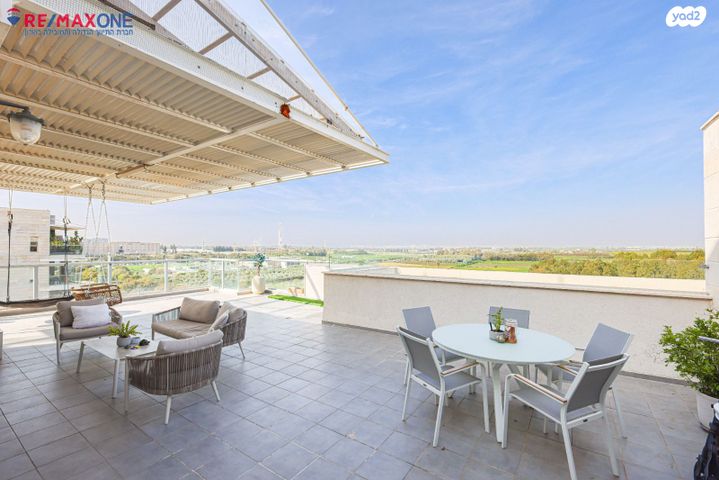 שלמה וחיה אנגל 