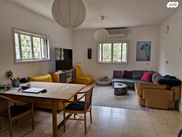 דו משפחתי, בר כוכבא, הרצליה