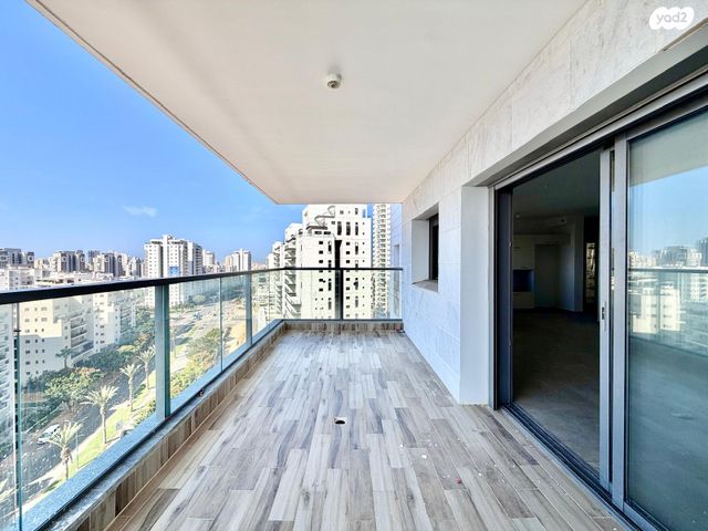 דירה, קרל פופר 14, קרית המדע, נתניה