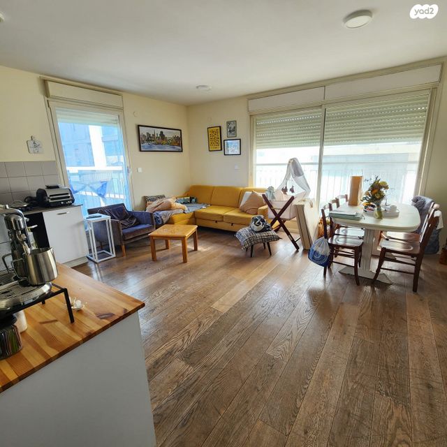 דירה, הרב קוק 21, כרם התימנים, תל אביב יפו