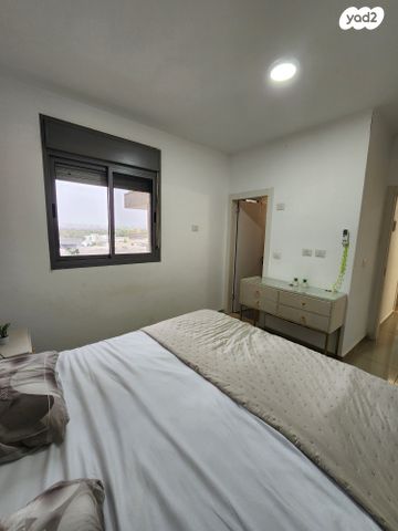 דירה, כפר דרום, נתיבות מערב, נתיבות