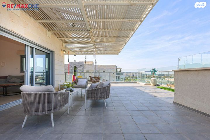 שלמה וחיה אנגל 