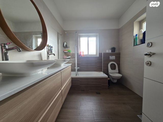 גג/ פנטהאוז, הר גדור, מעלה אדומים