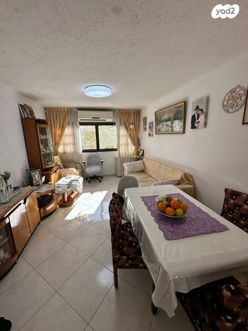 שדרת הבשן 10