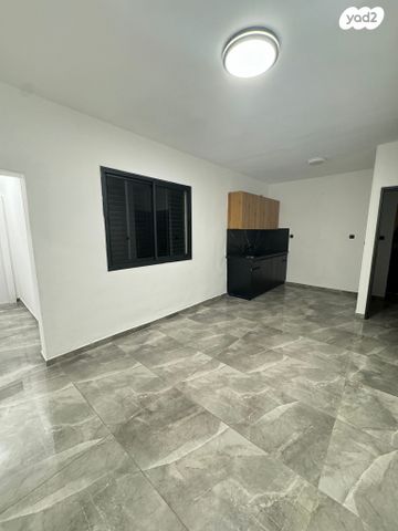 דירה, קרית אתא