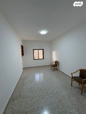 דירה, דוד פינסקי 37, כבירים, חיפה