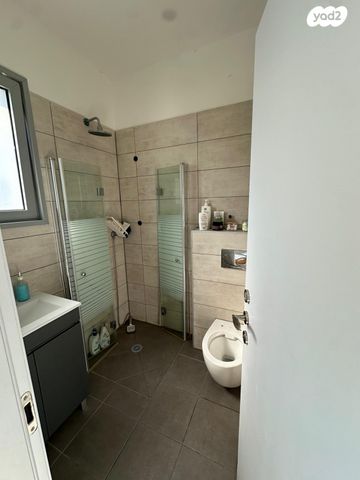 דירה, הגבורה 13, הקוממיות, קרית גת