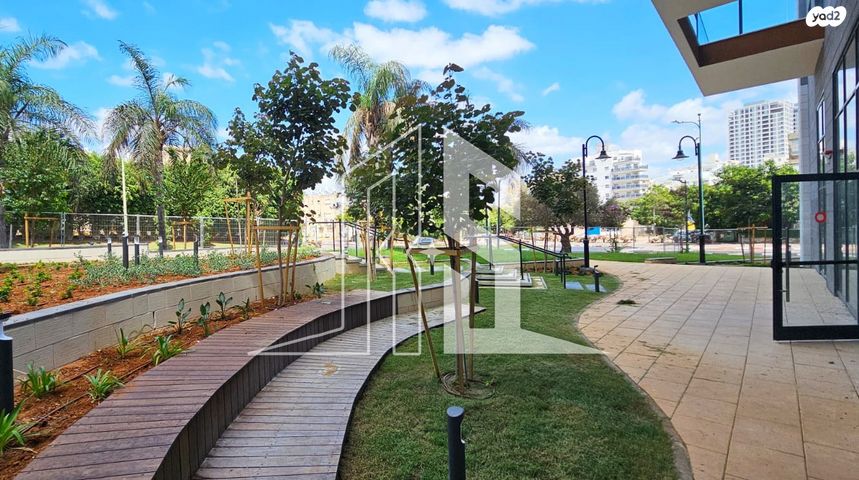 דירה, הרב הרצוג, נתניה