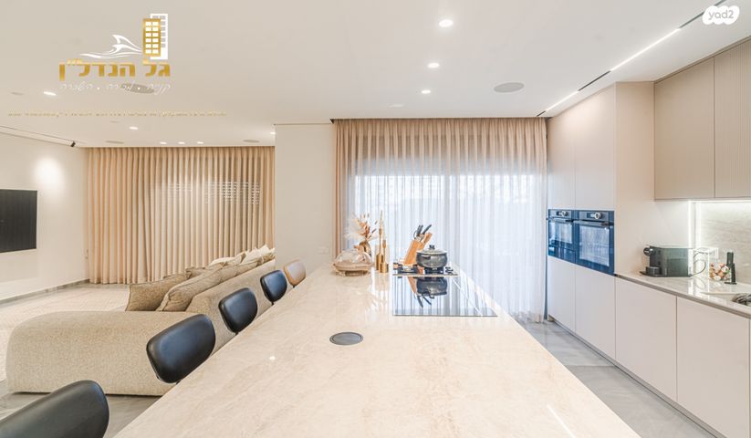 דירת גן, חמרא, עיר היין, אשקלון