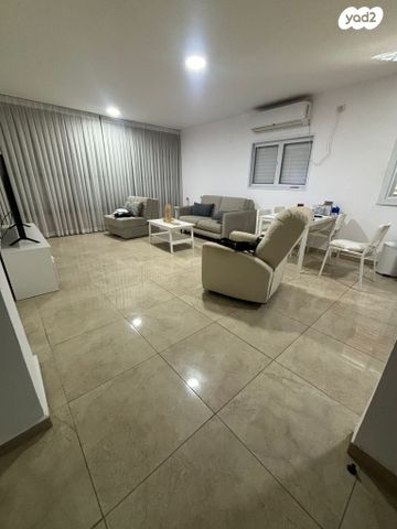 דירה, שדרות דב הוז, תל גיבורים, חולון