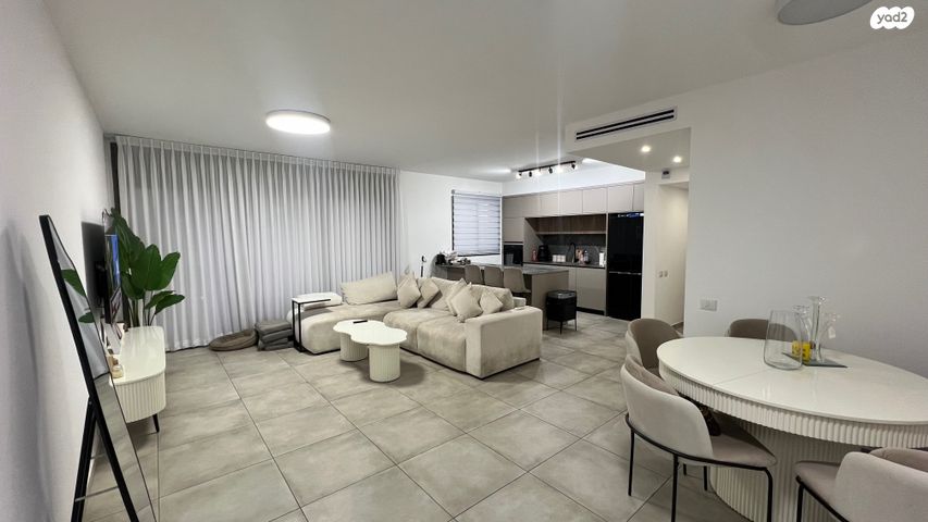 דירה, נרקיסים, ראשון לציון