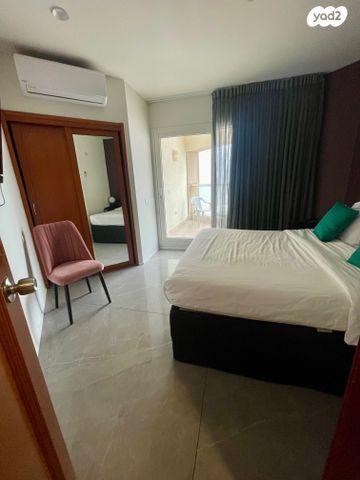 דירה, דרך בן גוריון 99, דרום מערב ותיק, בת ים