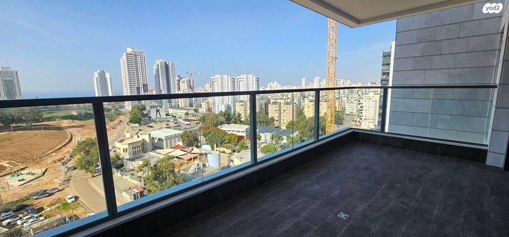 דירה, נוף הטיילת, נתניה