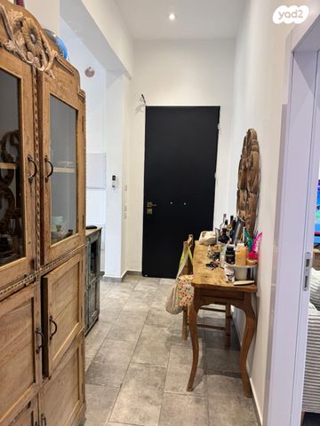 דירה, כפר גלעדי, פלורנטין, תל אביב יפו