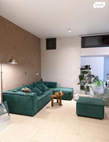 דירת גן, עצמון, נווה צדק, תל אביב יפו