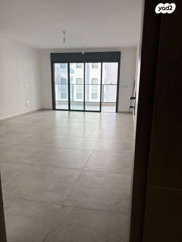 דירה, הגפן 4, קרית מלאכי