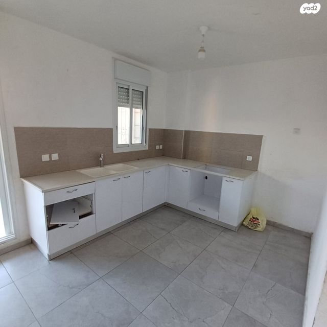 דירה, פרנקל, נווה שמיר רמת בית שמש ה-1, בית שמש